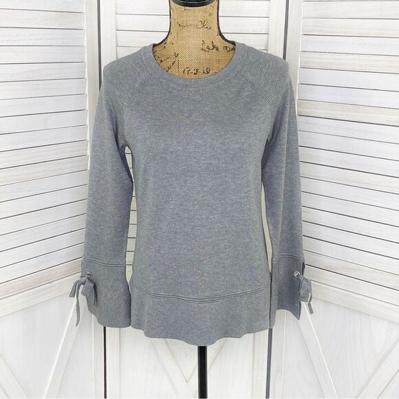 Isela Split Bell Cuff Tiered Hem Sweater Gray Small Pullover - Picture 1 of 11